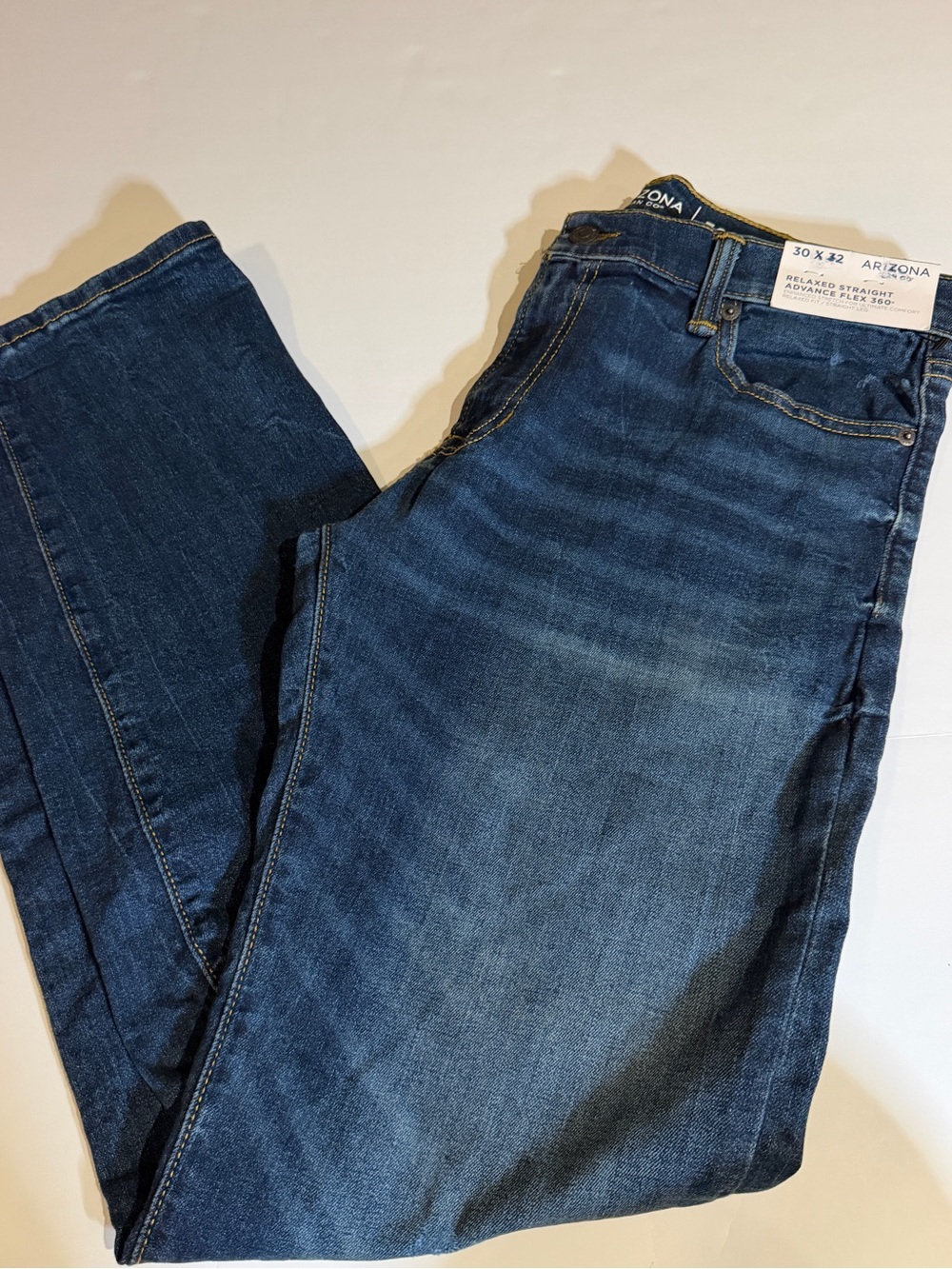 Arizona Jean Company Men's Indigo Straight Jeans